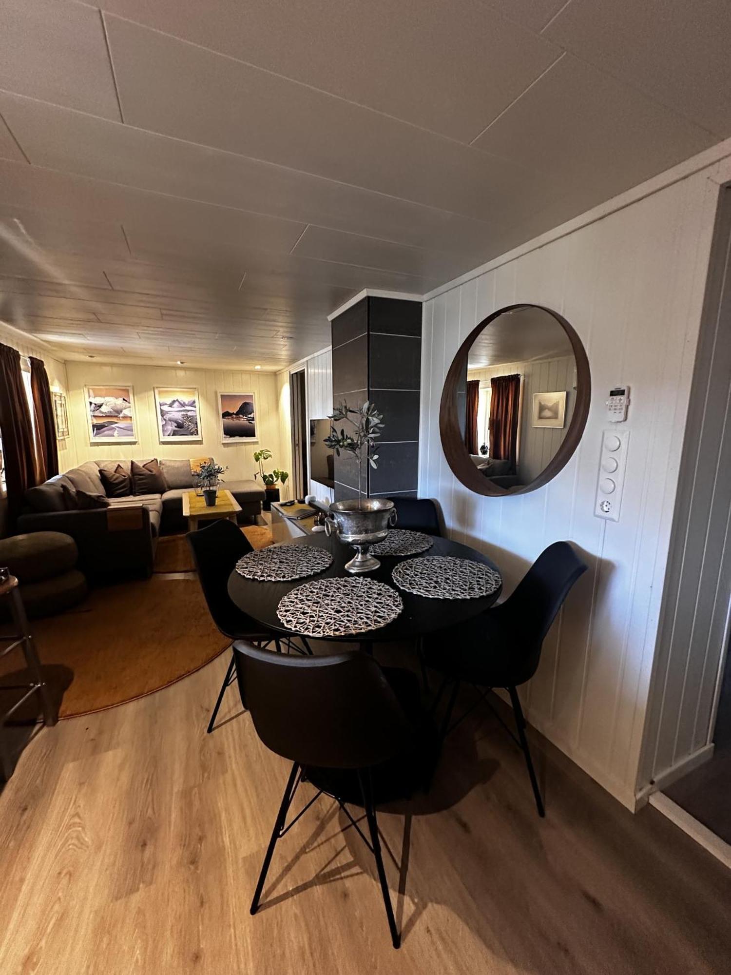 Kb Basement Apartment Sørvågen Eksteriør bilde